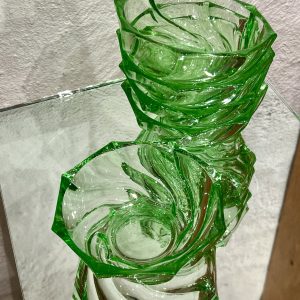Skål i tungt pressglas
